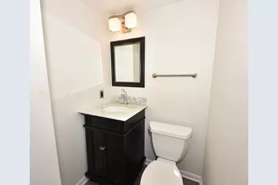 11260 N River Rd, Mequon, WI 53092 - Photo 21