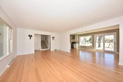 11260 N River Rd, Mequon, WI 53092 - Photo 5