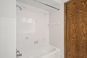 2451 N 115th St, Wauwatosa, WI 53226 - Photo 19