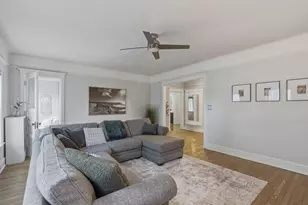 1714 E Kane Pl, Milwaukee, WI 53202 - Photo 5