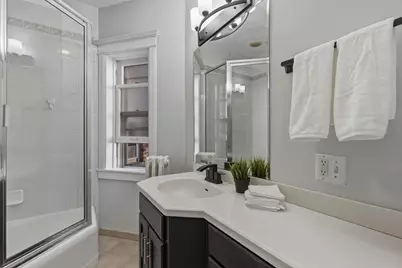 1714 E Kane Pl #L, Milwaukee, WI 53202 - Photo 23