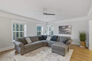 1714 E Kane Pl, Milwaukee, WI 53202 - Photo 7