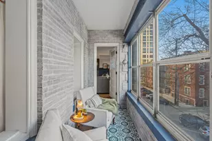 1714 E Kane Pl, Milwaukee, WI 53202 - Photo 9