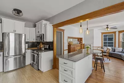 1714 E Kane Pl #L, Milwaukee, WI 53202 - Photo 11