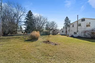 1207 Grant St, Lake Geneva, WI 53147 - Photo 9