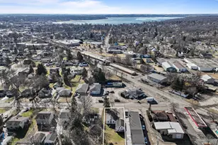 1207 Grant St, Lake Geneva, WI 53147 - Photo 5