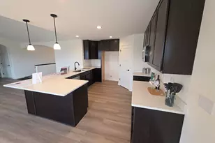 622 Champions Ct, Jefferson, WI 53549 - Photo 9