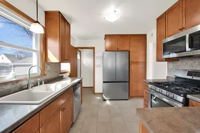 2885 S 102nd St, West Allis, WI 53227 - Photo 3