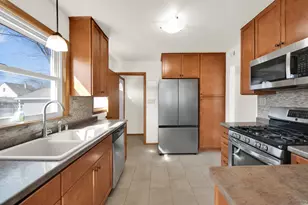 2885 S 102nd St, West Allis, WI 53227 - Photo 3