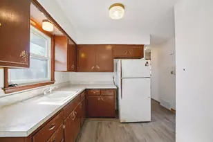 1539 Birch Dr, Waukesha, WI 53188 - Photo 9