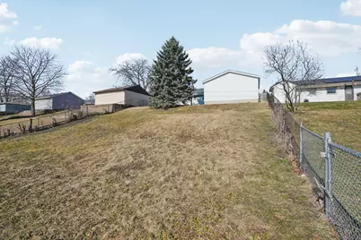 1539  Birch Dr, Waukesha, WI 53188 - Photo 33