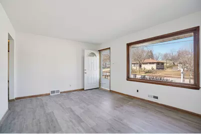 1539  Birch Dr, Waukesha, WI 53188 - Photo 3