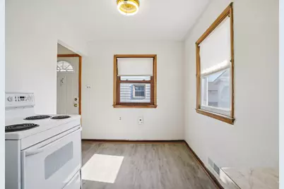 1539  Birch Dr, Waukesha, WI 53188 - Photo 15