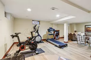 858 E Glen Ave, Whitefish Bay, WI 53217 - Photo 65