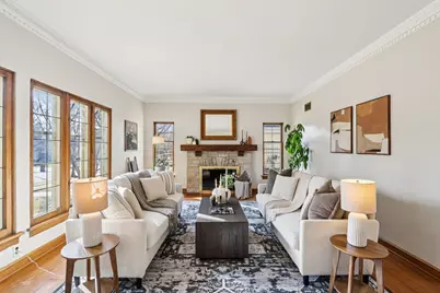 858 E Glen Ave, Whitefish Bay, WI 53217 - Photo 5