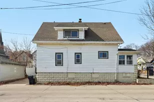 817 E Otjen St, Milwaukee, WI 53207 - Photo 23