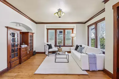 817 E Otjen St, Milwaukee, WI 53207 - Photo 3