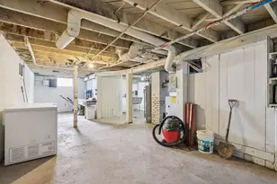 817 E Otjen St, Milwaukee, WI 53207 - Photo 19