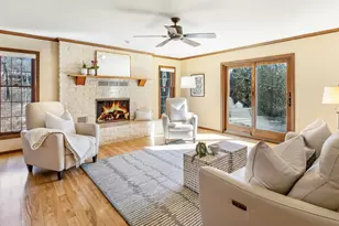 12044 N Maryhill Ct, Mequon, WI 53092 - Photo 3