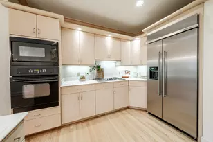 630 Park Cir, Elm Grove, WI 53122 - Photo 5