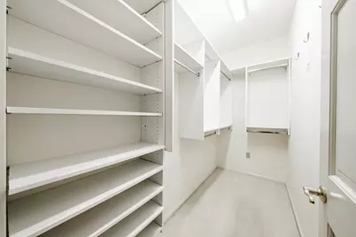 630  Park Cir, Elm Grove, WI 53122 - Photo 13