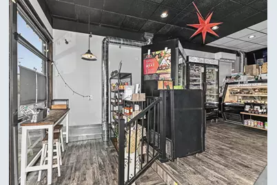 202 E Main St, Racine, WI 53185 - Photo 7