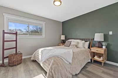 N77W14914  Menomonee Manor Dr, Menomonee Falls, WI 53051 - Photo 23