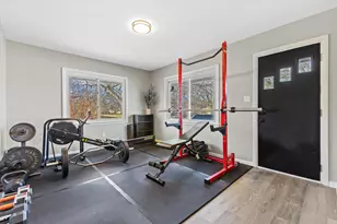 N77W14914 Menomonee Manor Dr, Menomonee Falls, WI 53051 - Photo 29