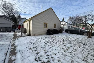 2639 N 55th St, Milwaukee, WI 53210 - Photo 3