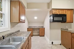 2473 N 57th St, Milwaukee, WI 53210 - Photo 9