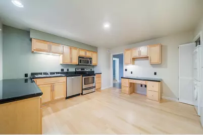 314  Center Ave #3, Sheboygan, WI 53081 - Photo 3