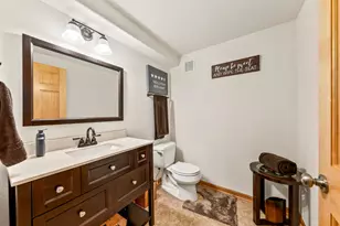 W239S6002 Chinook Ct, Waukesha, WI 53189 - Photo 25