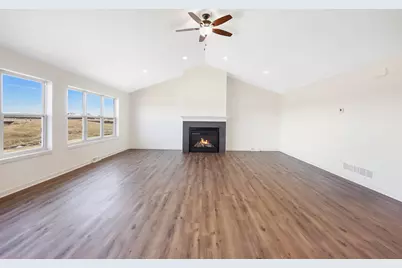 1364  Periwinkle Pass, Oconomowoc, WI 53066 - Photo 5