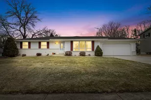 1621 Woodridge Rd, West Bend, WI 53095 - Photo 1