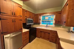 N35W28682 Old North Shore Dr, Delafield, WI 53072 - Photo 23