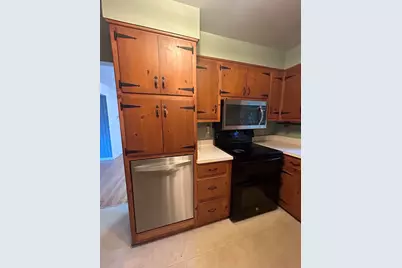 N35W28682  Old North Shore Dr, Delafield, WI 53072 - Photo 21