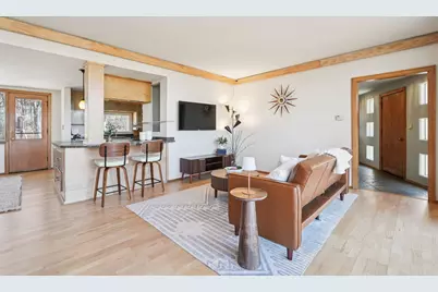 1009  Spring Valley Rd, Burlington, WI 53105 - Photo 7