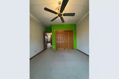 3231 E Lindy Ln, Oak Creek, WI 53154 - Photo 17