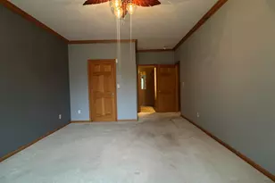 3231 E Lindy Ln, Oak Creek, WI 53154 - Photo 35