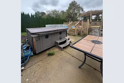 3231 E Lindy Ln, Oak Creek, WI 53154 - Photo 45