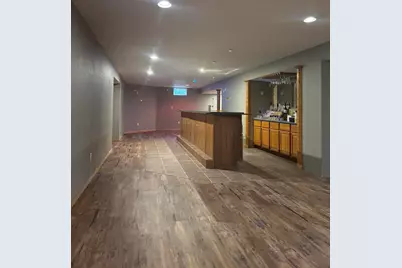 3231 E Lindy Ln, Oak Creek, WI 53154 - Photo 15