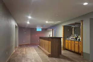 3231 E Lindy Ln, Oak Creek, WI 53154 - Photo 15