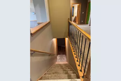 3231 E Lindy Ln, Oak Creek, WI 53154 - Photo 25