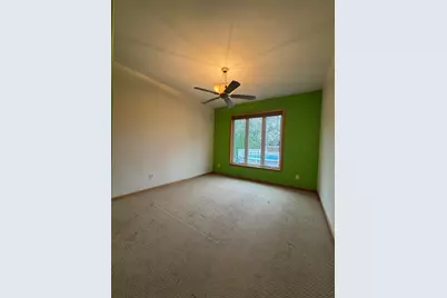 3231 E Lindy Ln, Oak Creek, WI 53154 - Photo 43