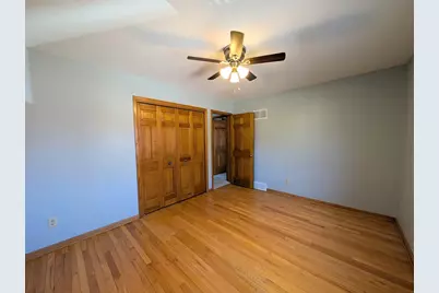 719  Lynne Dr, Waukesha, WI 53186 - Photo 25