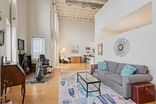 2080 N Commerce St, Milwaukee, WI 53212 - Photo 9