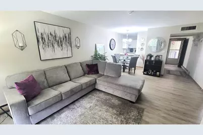 4050 W Rivers Edge Cir #20, Brown Deer, WI 53209 - Photo 5