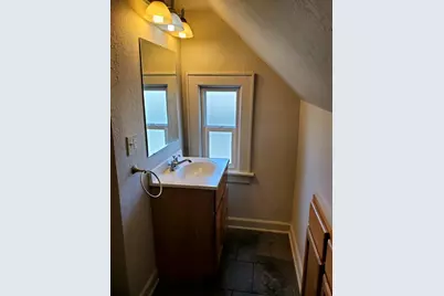 1331 S 64th St, West Allis, WI 53214 - Photo 17