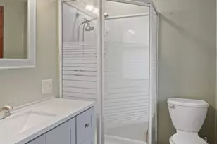 4827 Riverside Rd, Racine, WI 53185 - Photo 9