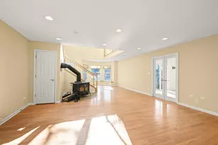 821 Wisconsin St, Lake Geneva, WI 53147 - Photo 7
